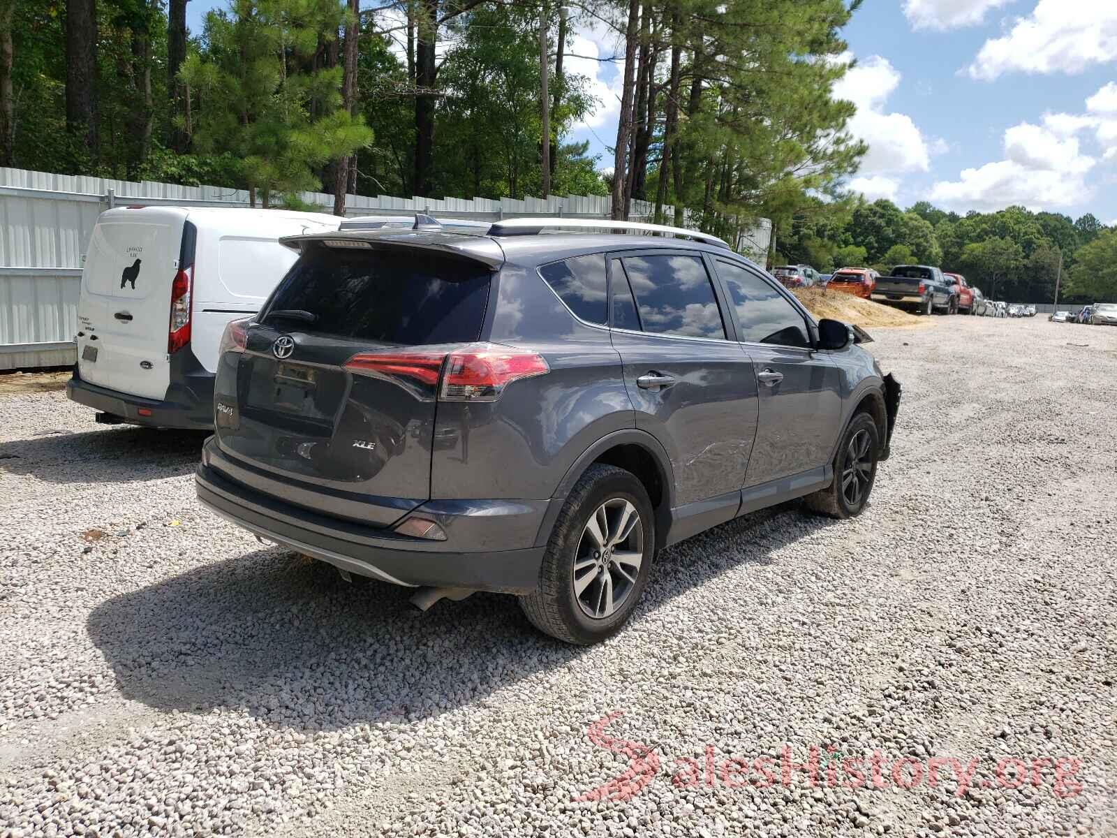 2T3WFREV7JW519495 2018 TOYOTA RAV4