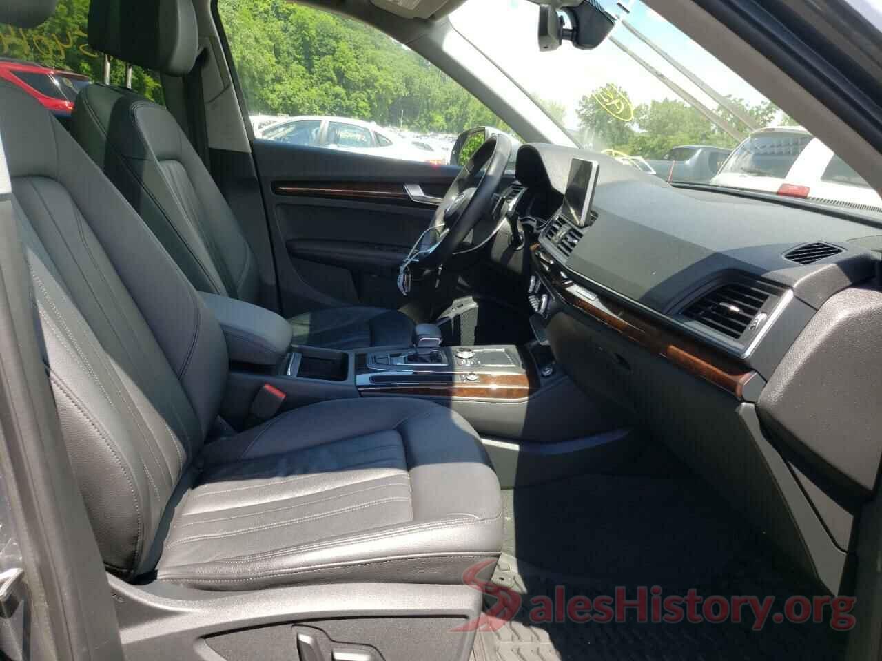 WA1BNAFY8K2135452 2019 AUDI Q5