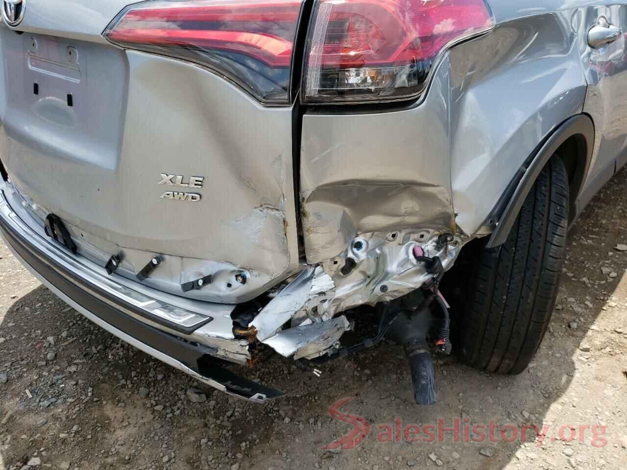 JTMRFREVXJJ225598 2018 TOYOTA RAV4