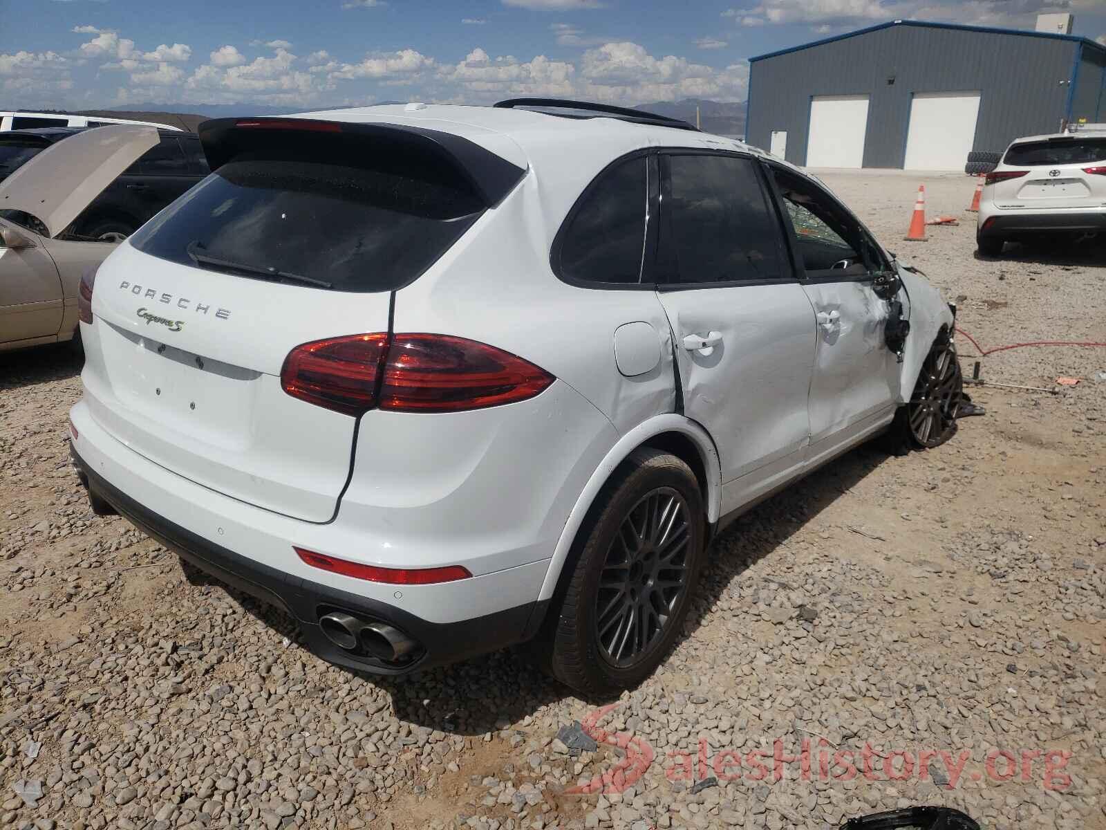 WP1AE2A27HLA75644 2017 PORSCHE CAYENNE