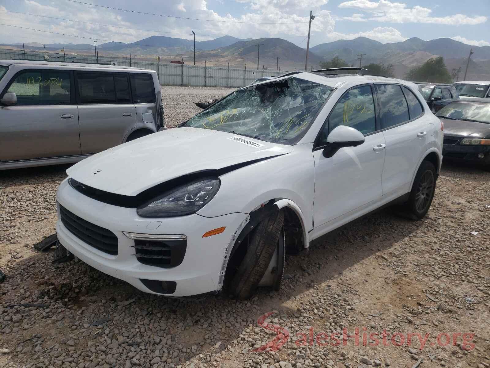 WP1AE2A27HLA75644 2017 PORSCHE CAYENNE