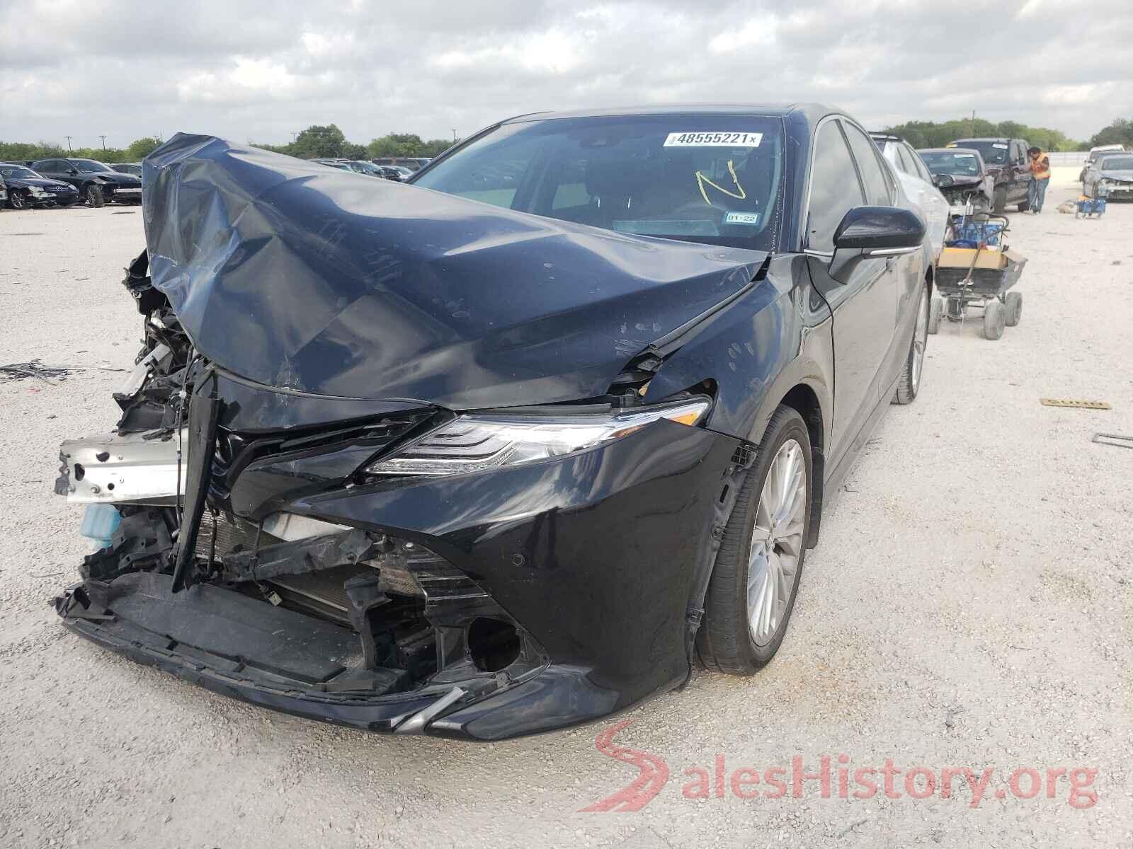 4T1B11HK6JU114298 2018 TOYOTA CAMRY