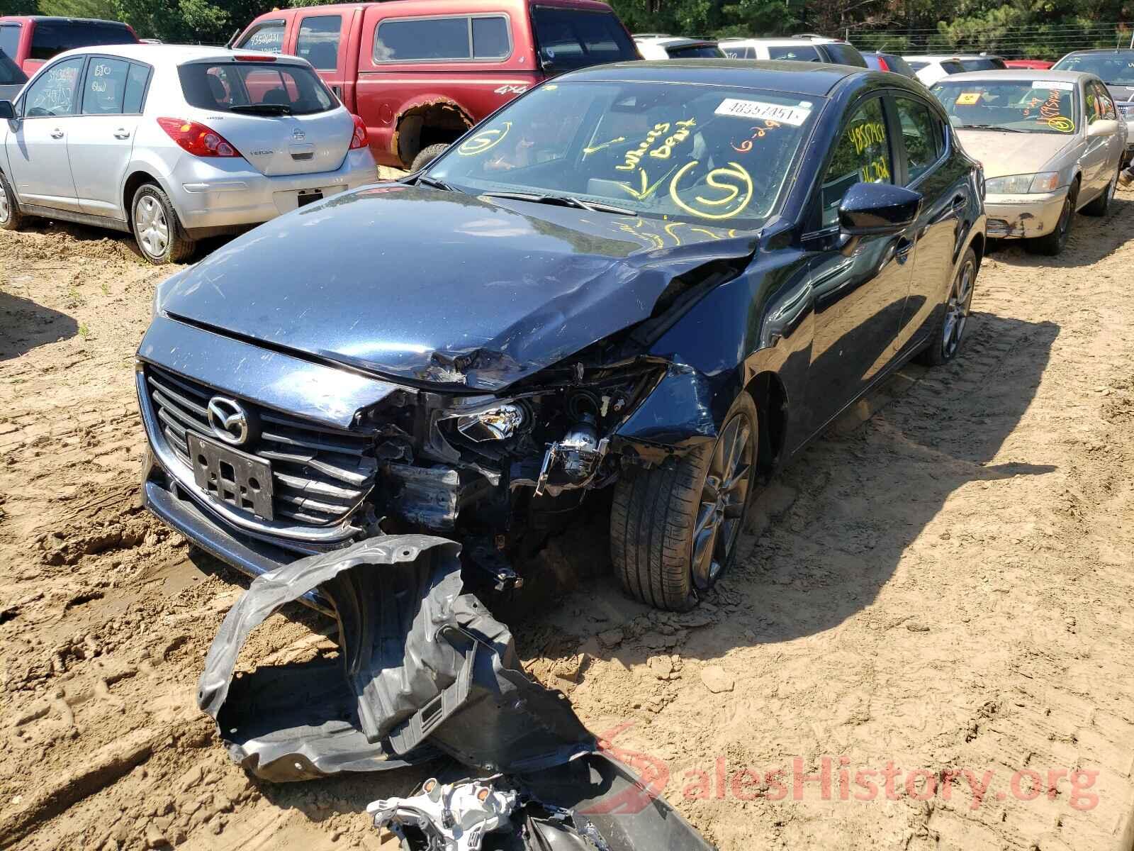 3MZBN1L3XJM264621 2018 MAZDA 3