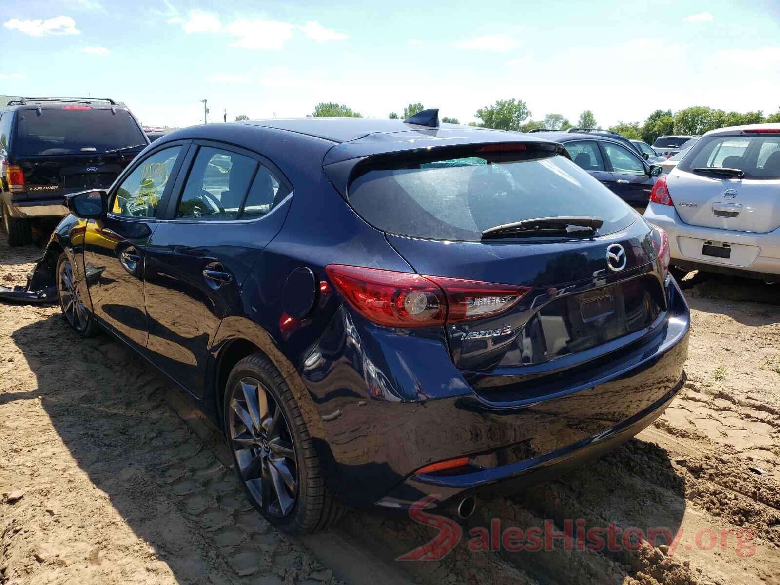 3MZBN1L3XJM264621 2018 MAZDA 3