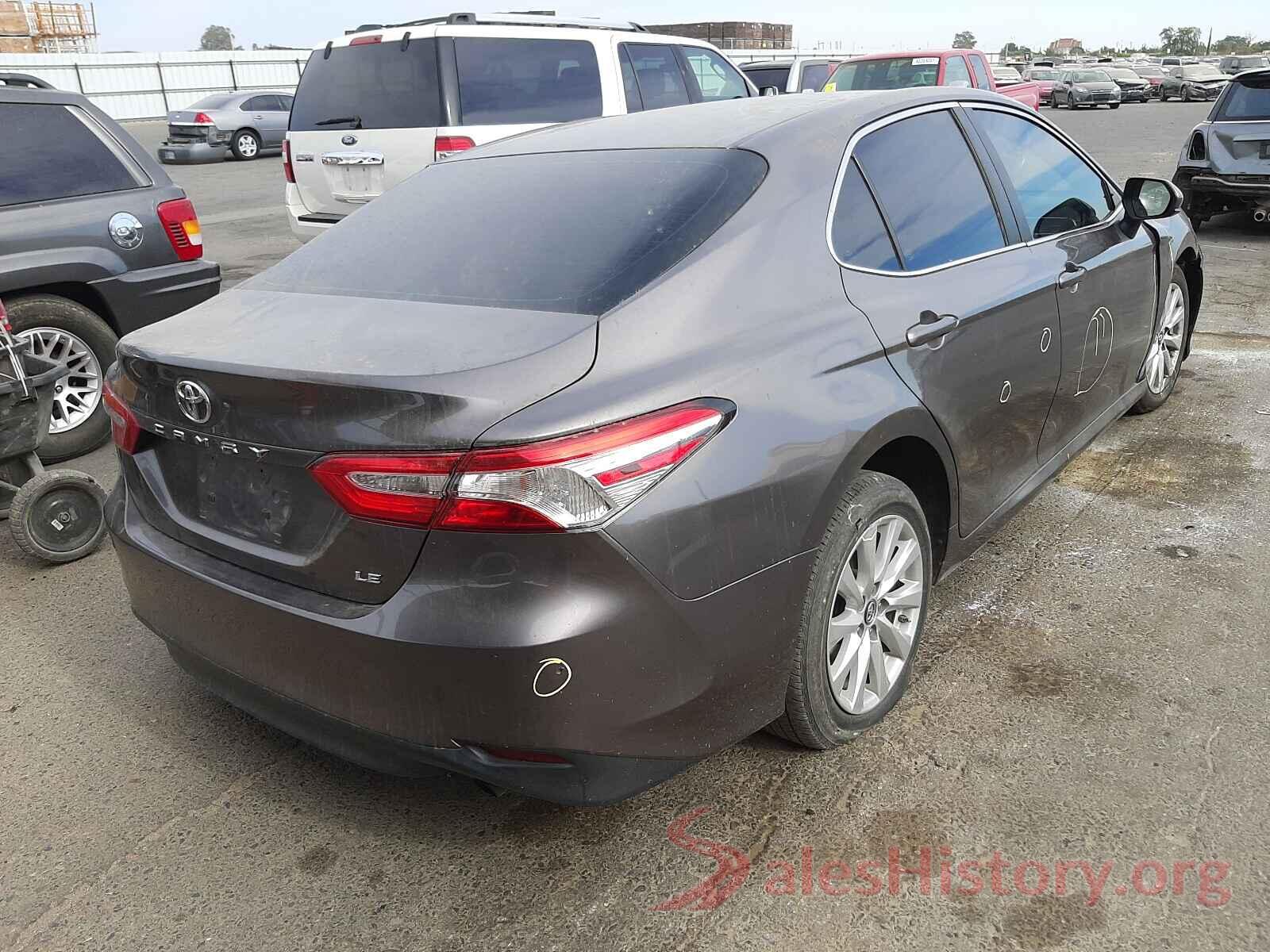 4T1B11HK7JU580905 2018 TOYOTA CAMRY