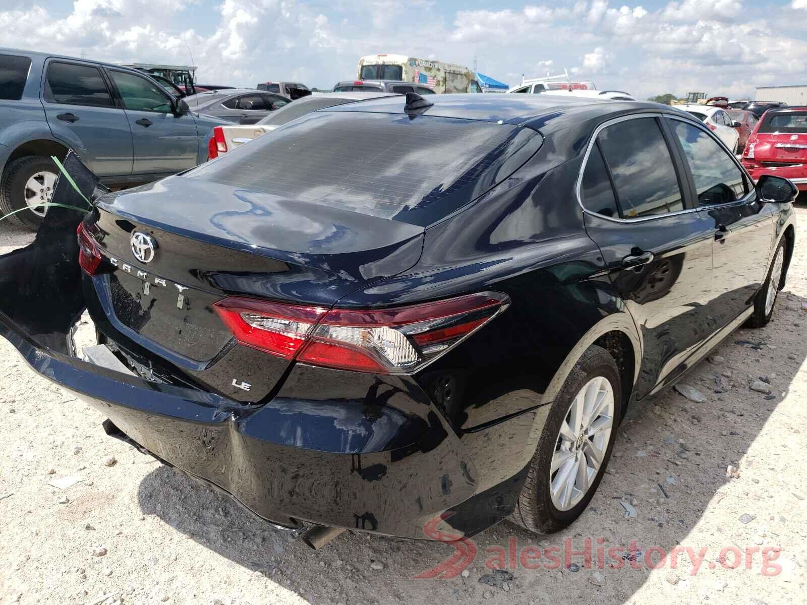 4T1C11AK0MU551040 2021 TOYOTA CAMRY