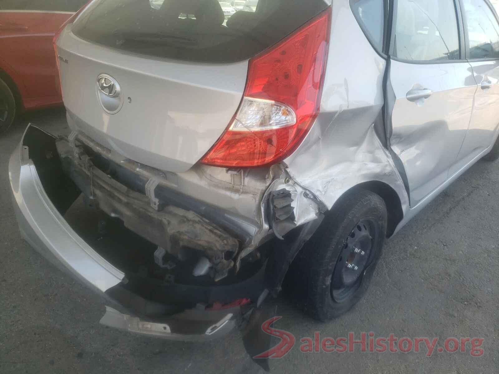 KMHCT5AE9HU331476 2017 HYUNDAI ACCENT