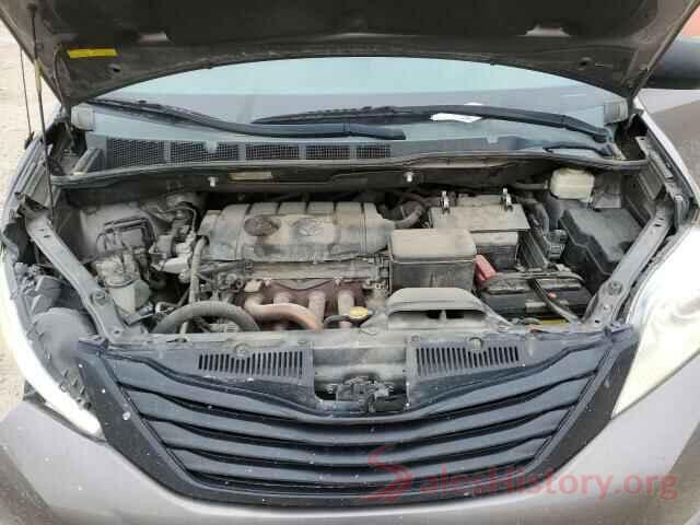 5TDKA3DC8BS007158 2011 TOYOTA SIENNA