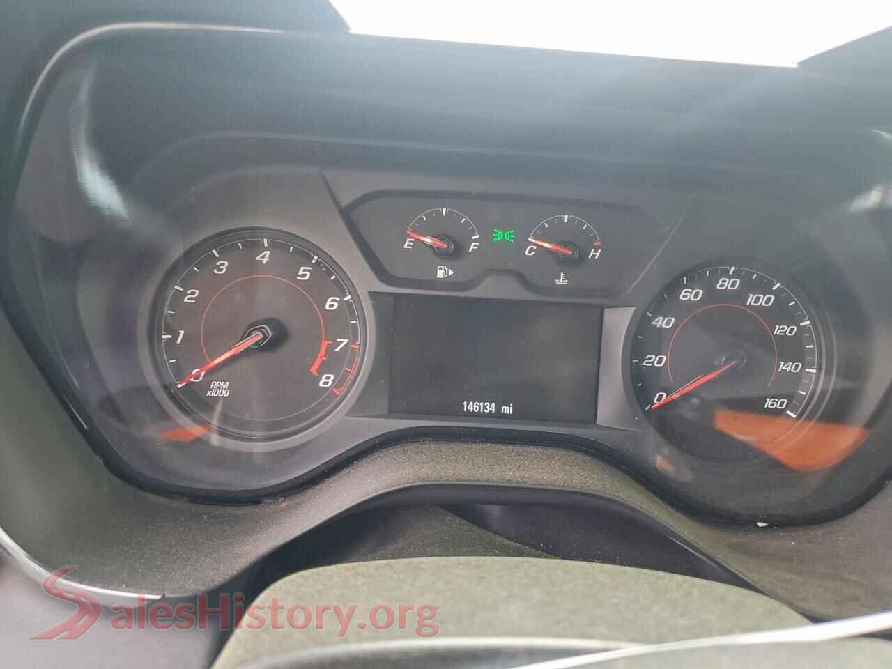 2018 CHEVROLET CAMARO VIN 1G1FB1RX4J0119447, interior center console