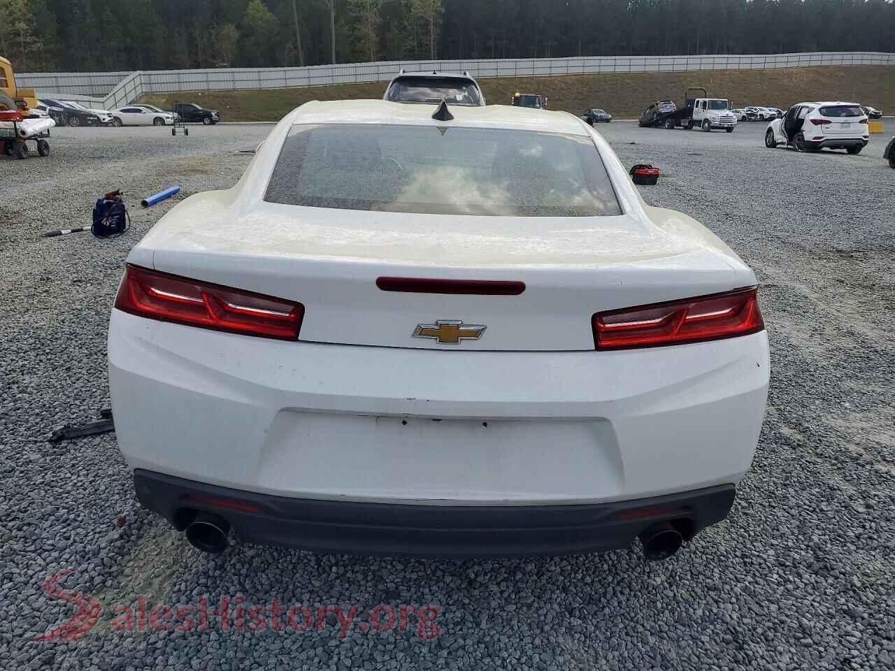2018 CHEVROLET CAMARO VIN 1G1FB1RX4J0119447, left side view