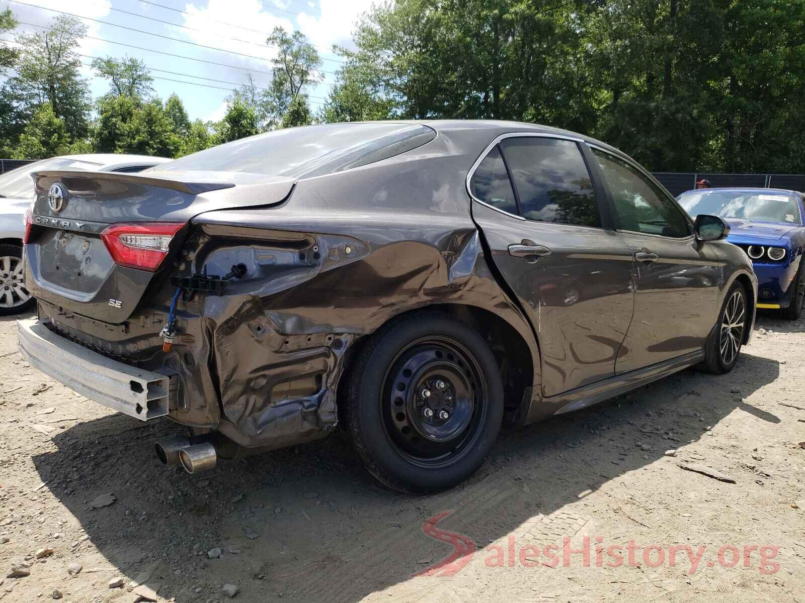 4T1B11HK1JU026565 2018 TOYOTA CAMRY