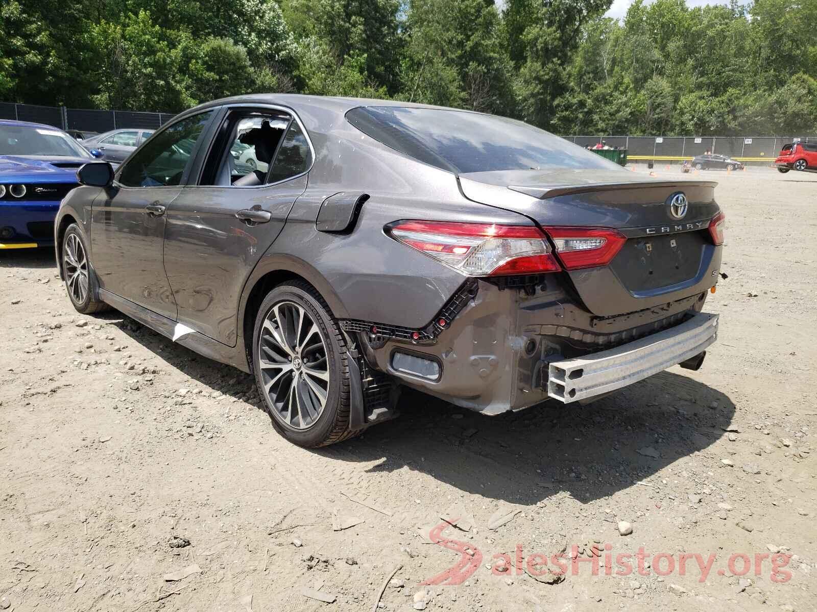 4T1B11HK1JU026565 2018 TOYOTA CAMRY