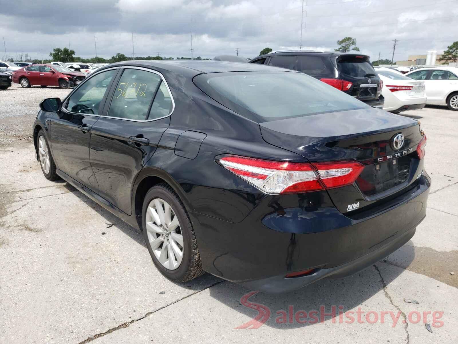 4T1B11HK3JU090686 2018 TOYOTA CAMRY