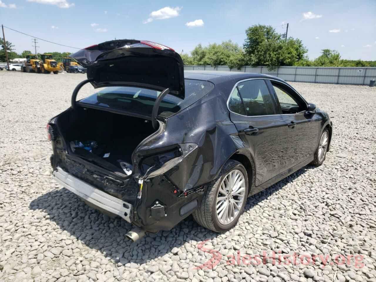 4T1F11BKXLU018803 2020 TOYOTA CAMRY