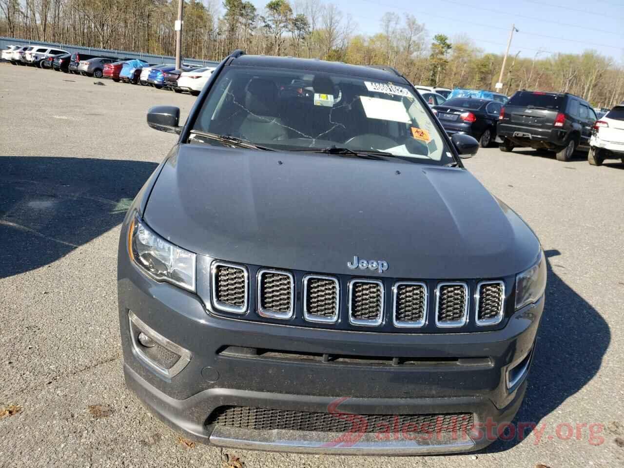 3C4NJDCB5JT395336 2018 JEEP COMPASS