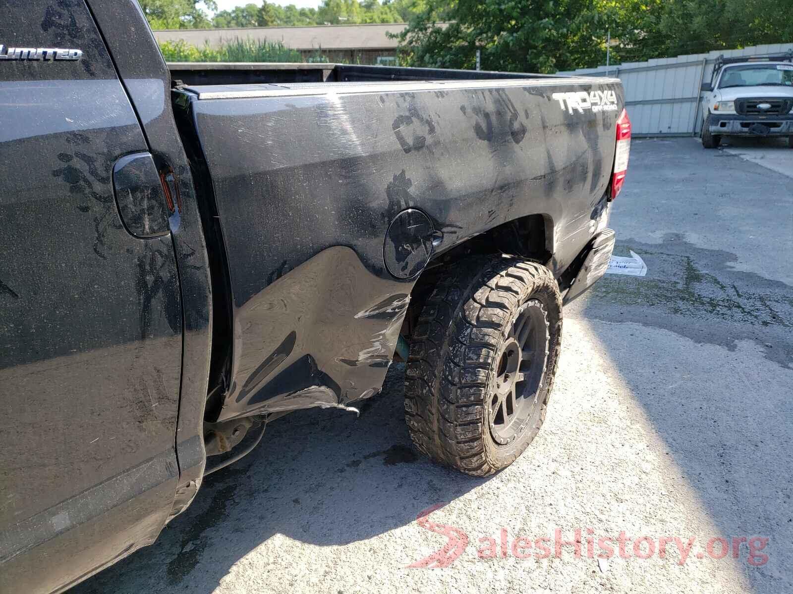 5TFBY5F13JX725664 2018 TOYOTA TUNDRA