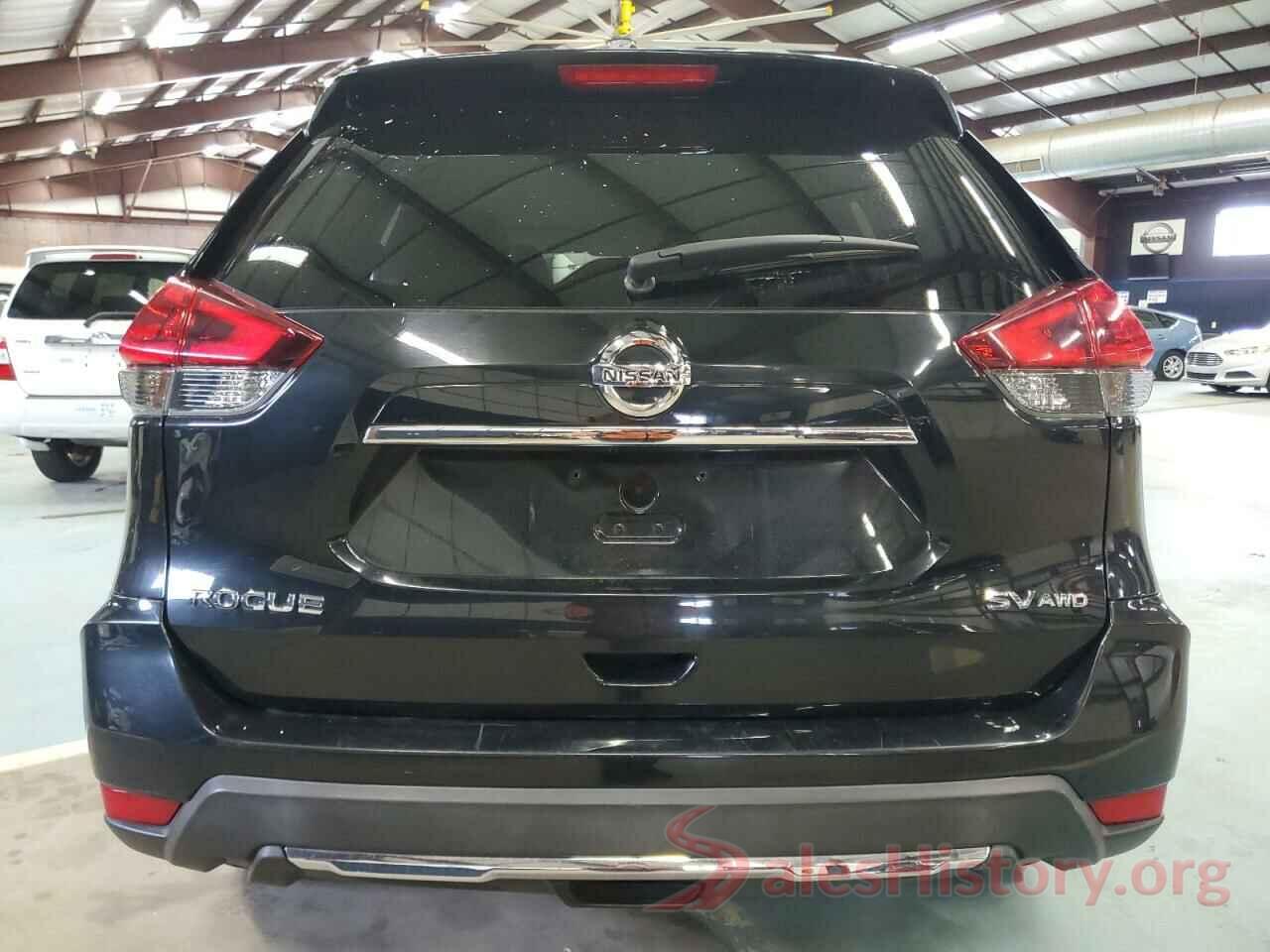 KNMAT2MV6JP599444 2018 NISSAN ROGUE