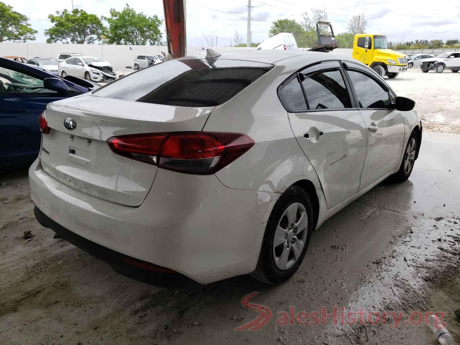 3KPFK4A78HE115066 2017 KIA FORTE