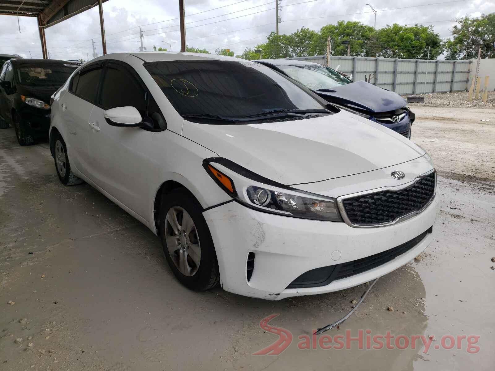 3KPFK4A78HE115066 2017 KIA FORTE