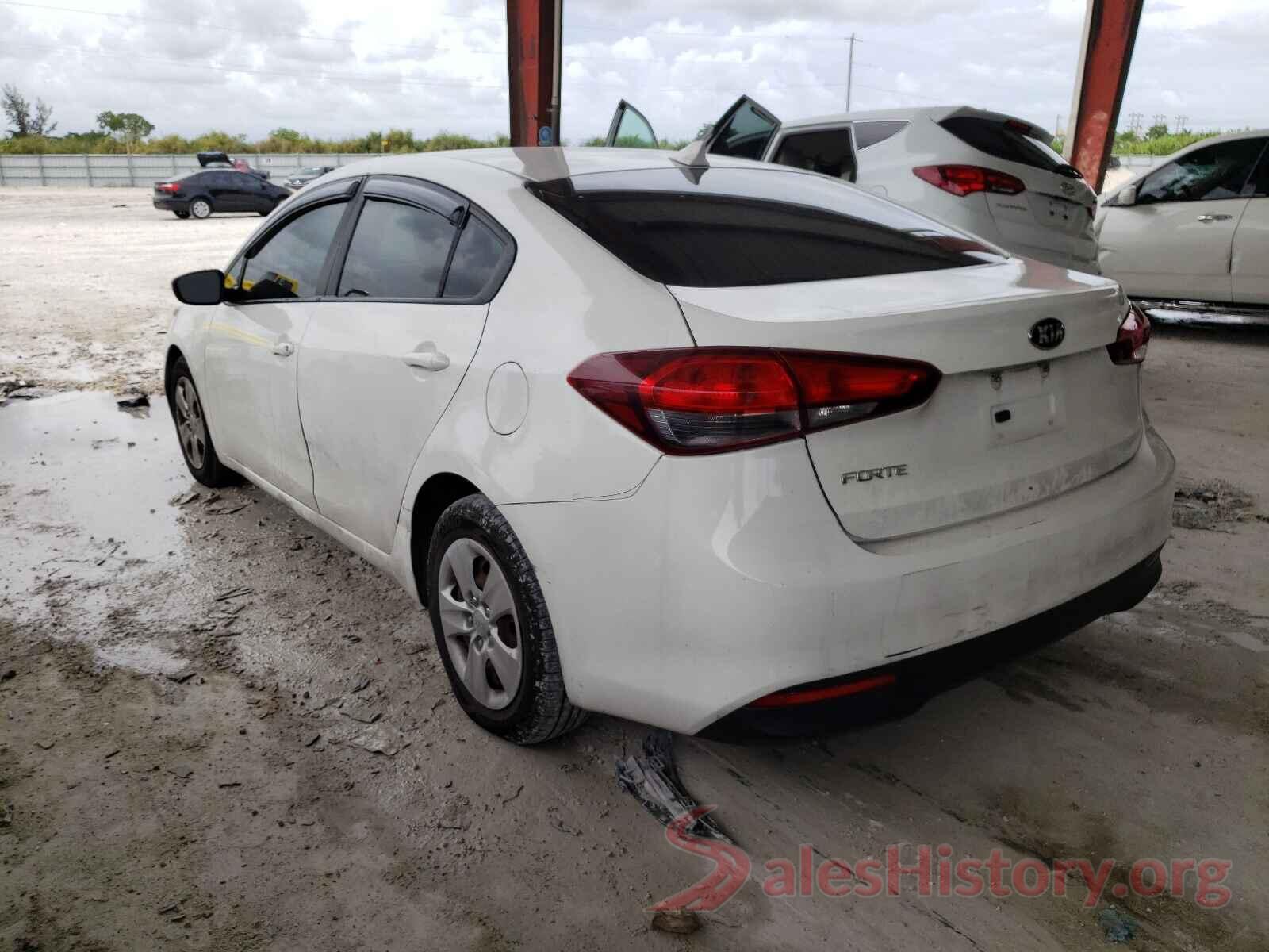 3KPFK4A78HE115066 2017 KIA FORTE