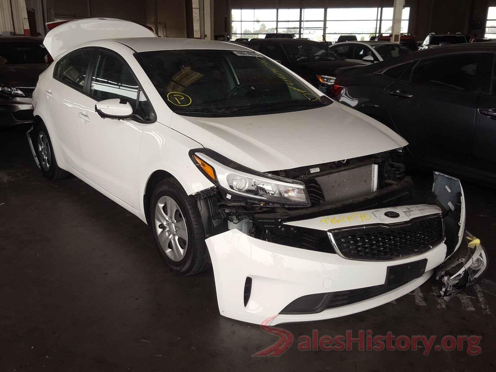 3KPFK4A7XJE233528 2018 KIA FORTE