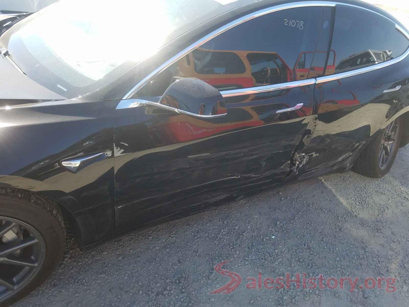 5YJ3E1EA3JF056586 2018 TESLA MODEL 3