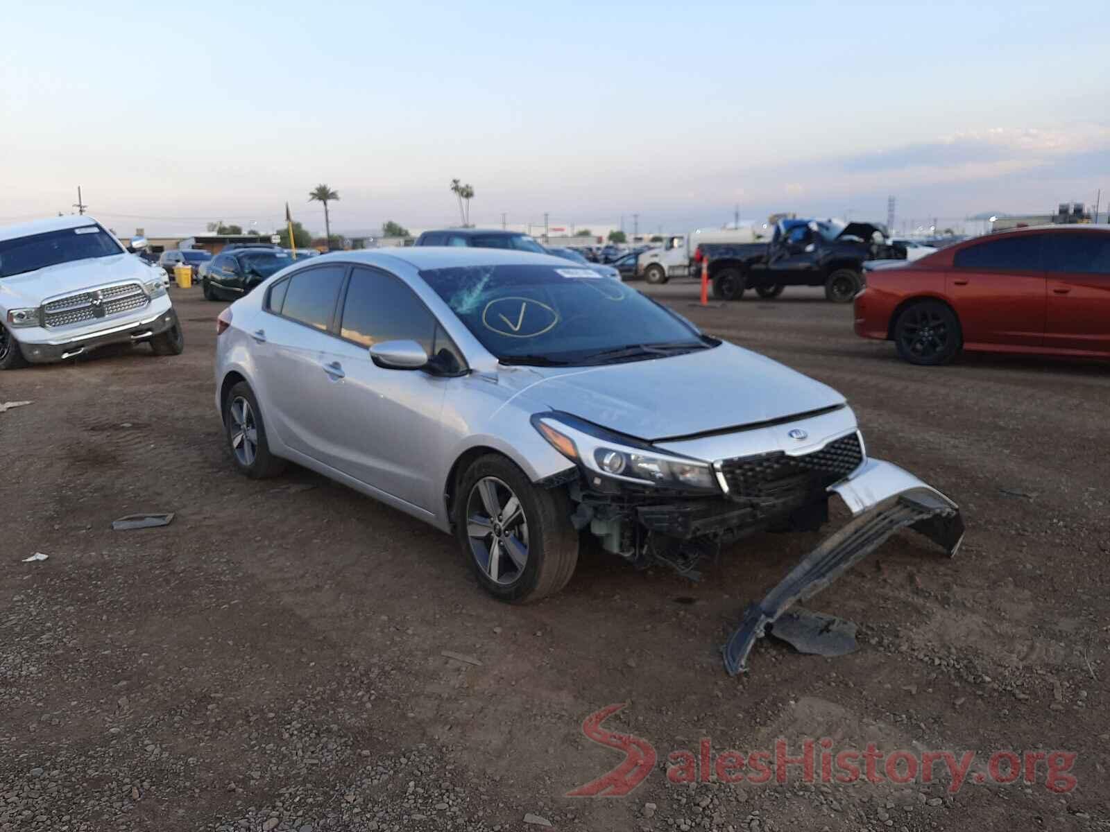 3KPFL4A77JE234102 2018 KIA FORTE