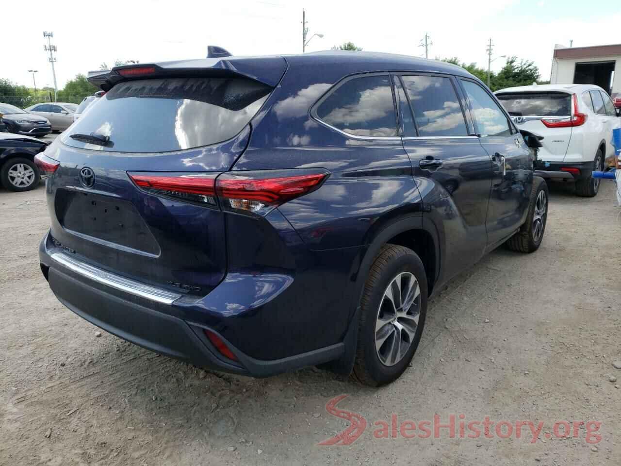 5TDGZRBH8NS574815 2022 TOYOTA HIGHLANDER