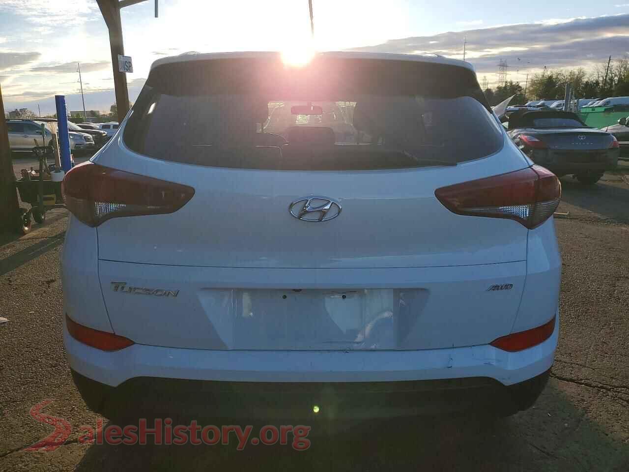 2017 HYUNDAI TUCSON VIN KM8J3CA48HU480660, left side view