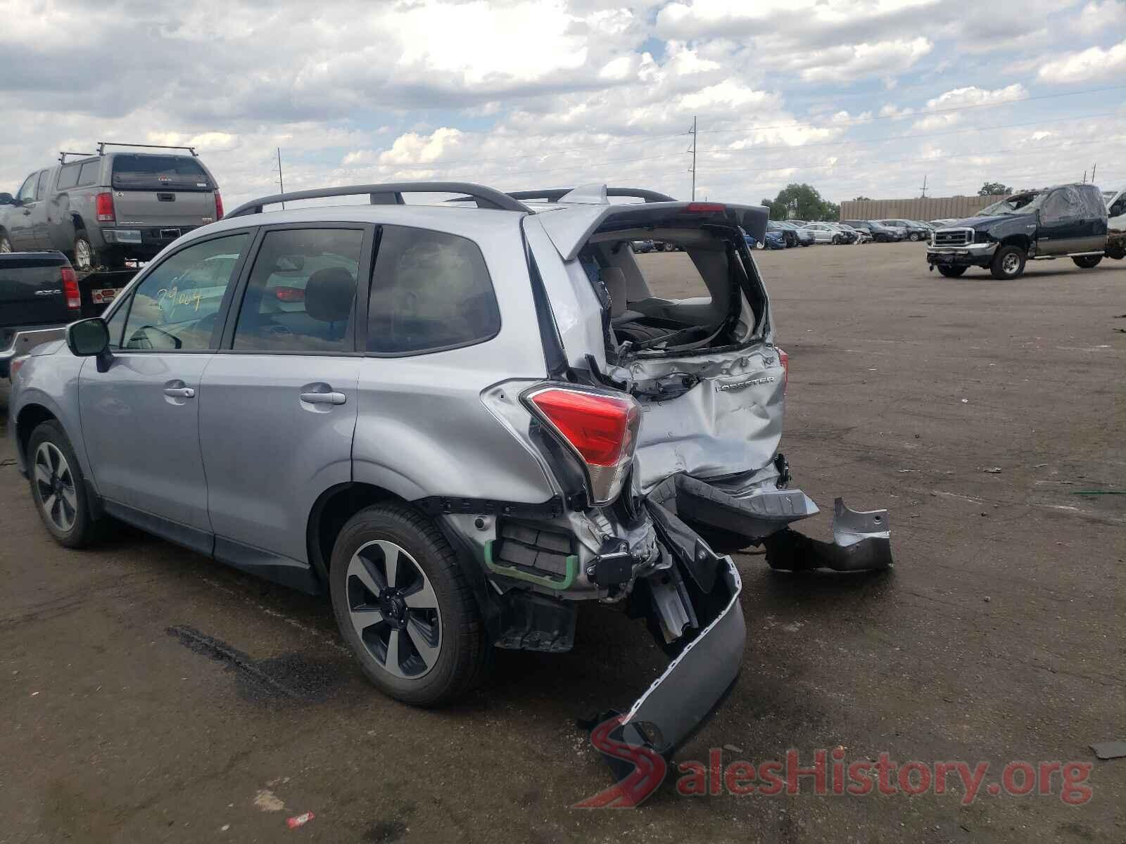 JF2SJAGC6JH451255 2018 SUBARU FORESTER