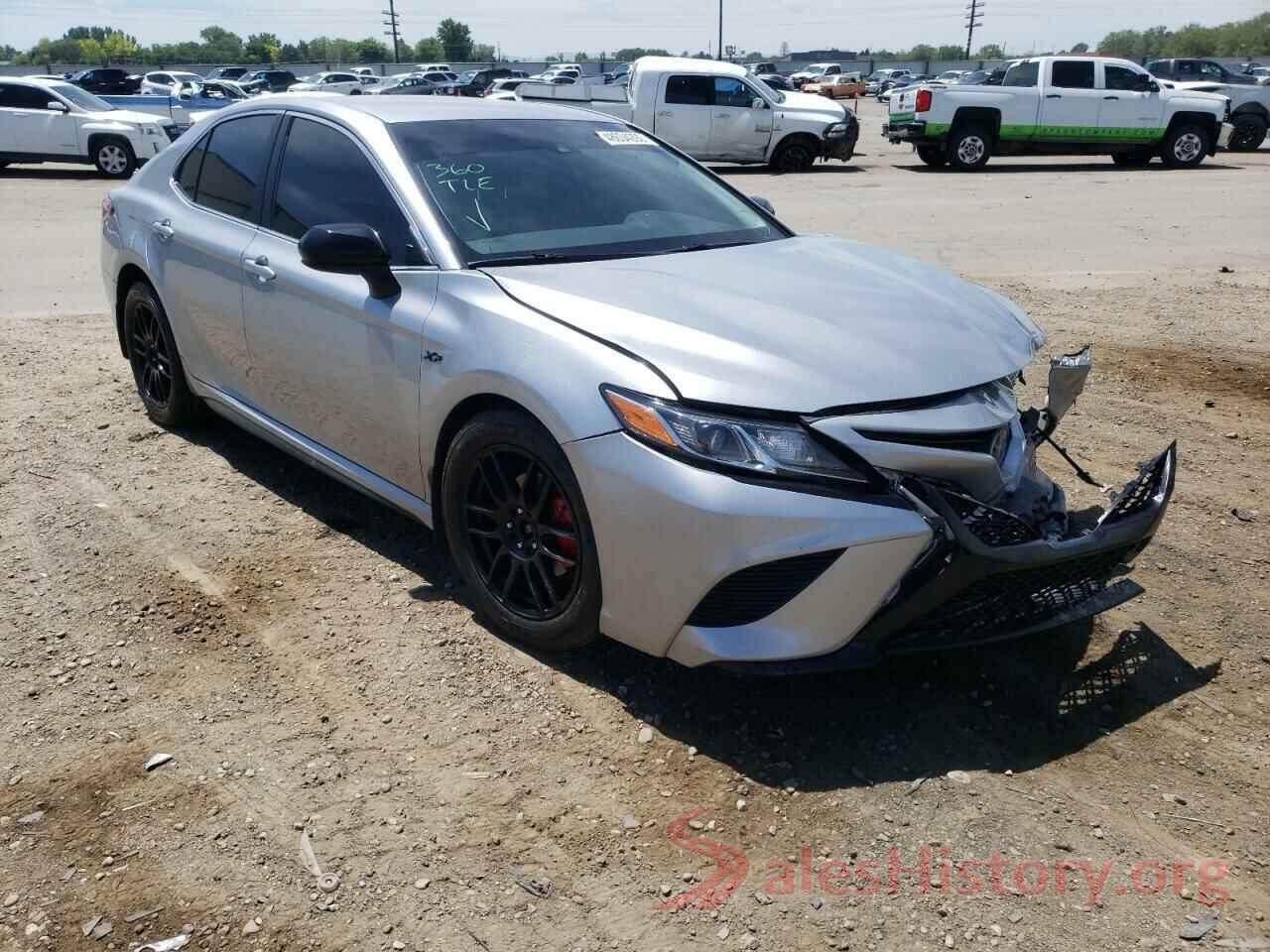 4T1B11HKXKU726716 2019 TOYOTA CAMRY