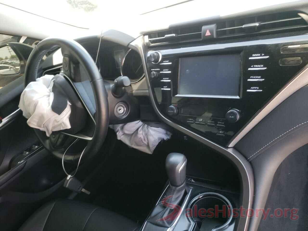 4T1B11HKXKU726716 2019 TOYOTA CAMRY