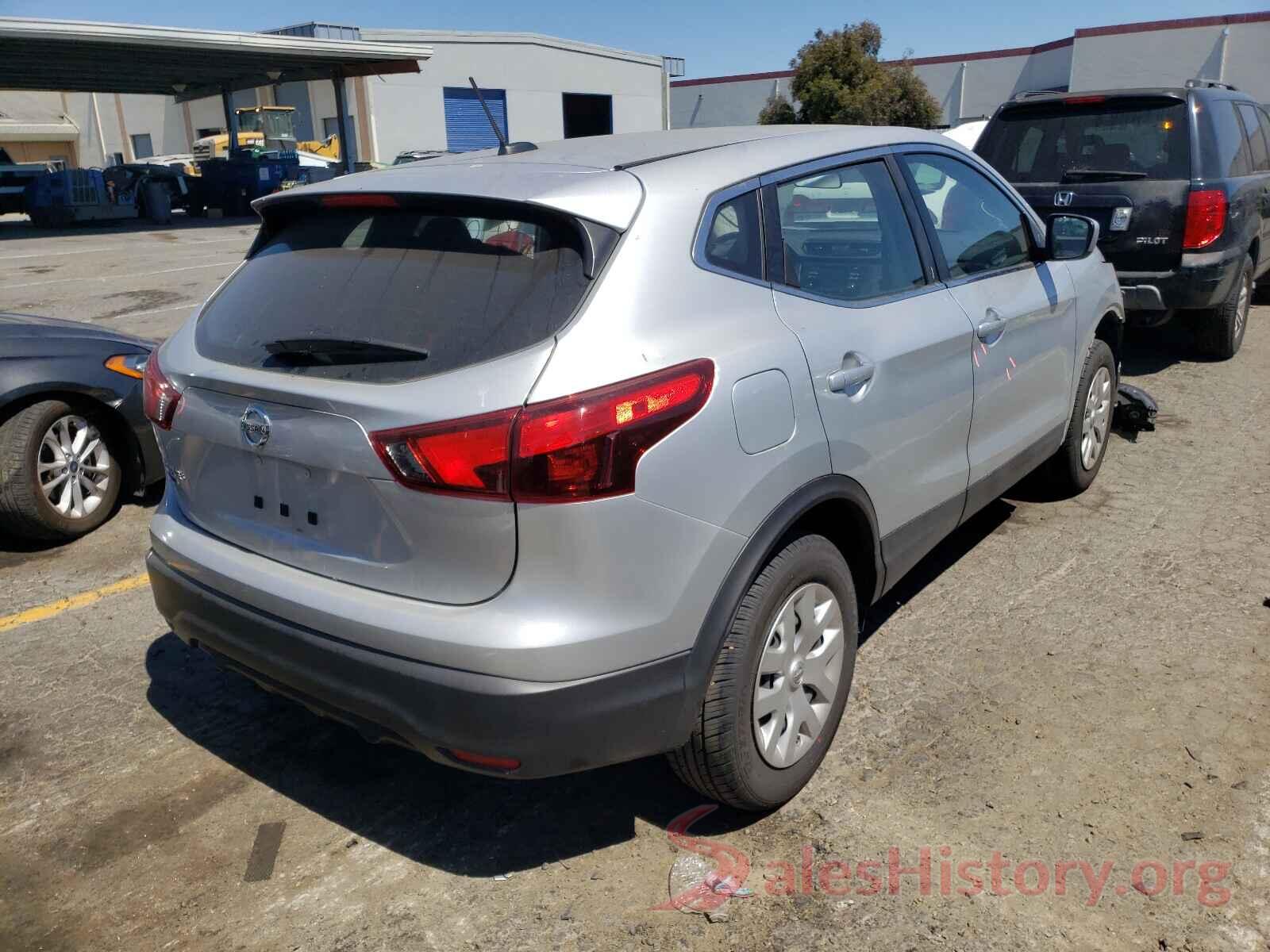 JN1BJ1CP5JW150689 2018 NISSAN ROGUE