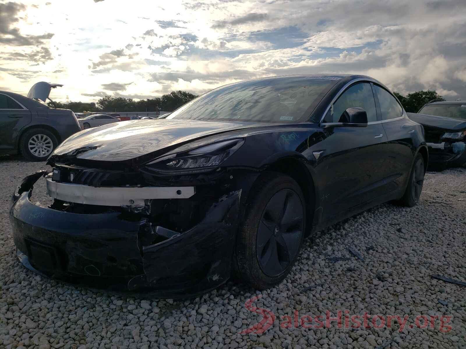 5YJ3E1EA5JF033696 2018 TESLA MODEL 3