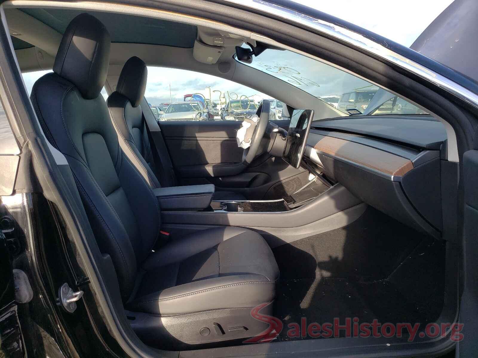 5YJ3E1EA5JF033696 2018 TESLA MODEL 3