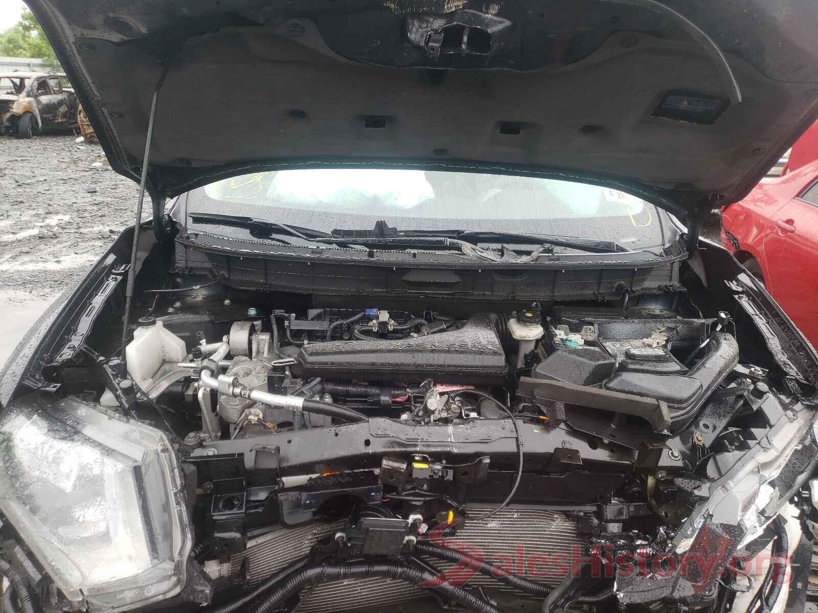 5N1AT2MV1JC813792 2018 NISSAN ROGUE