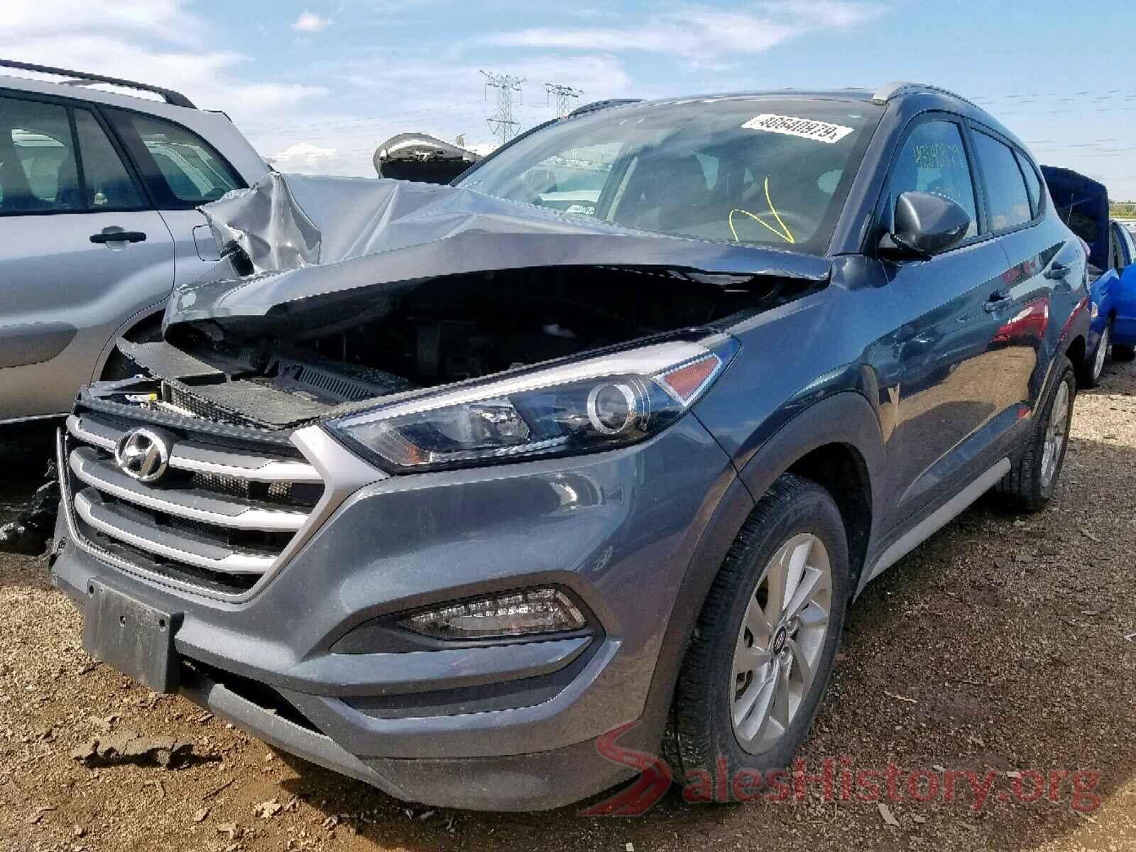 KM8J3CA40JU608573 2018 HYUNDAI TUCSON