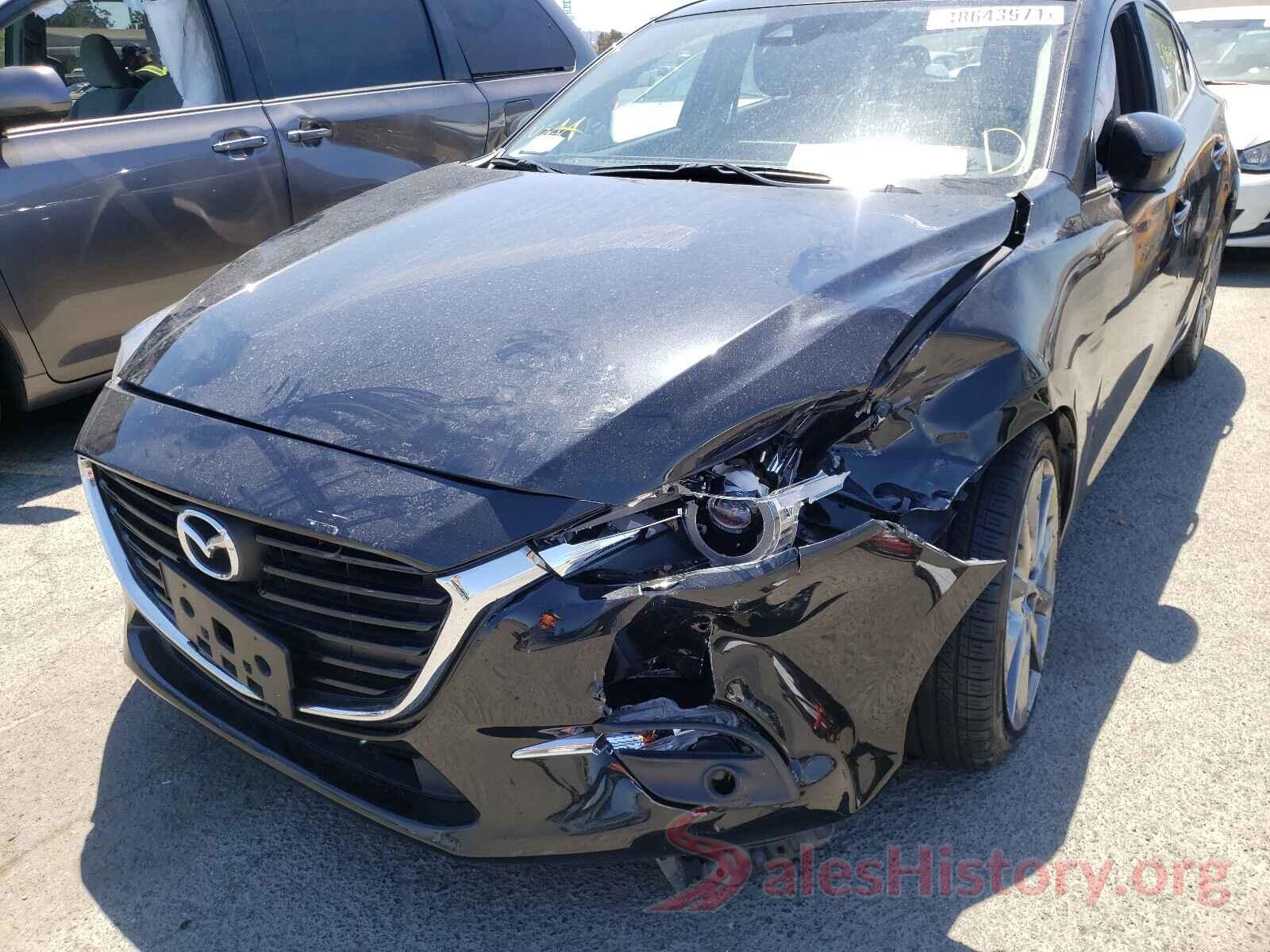 3MZBN1M36JM160609 2018 MAZDA 3