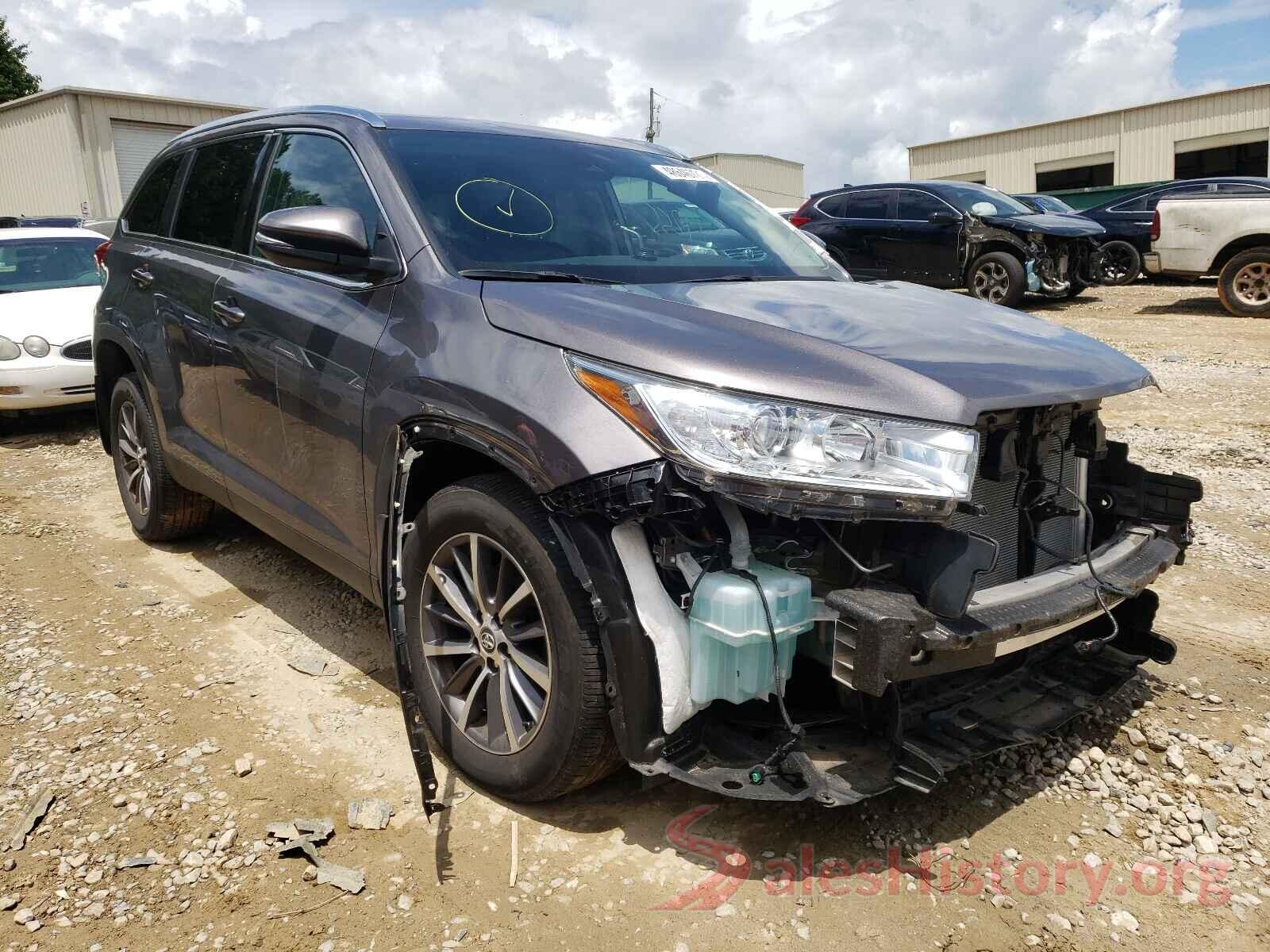 5TDJZRFH2KS582761 2019 TOYOTA HIGHLANDER