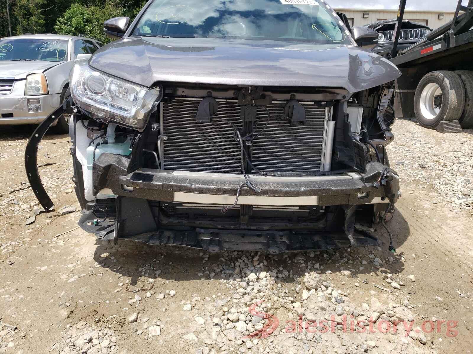 5TDJZRFH2KS582761 2019 TOYOTA HIGHLANDER