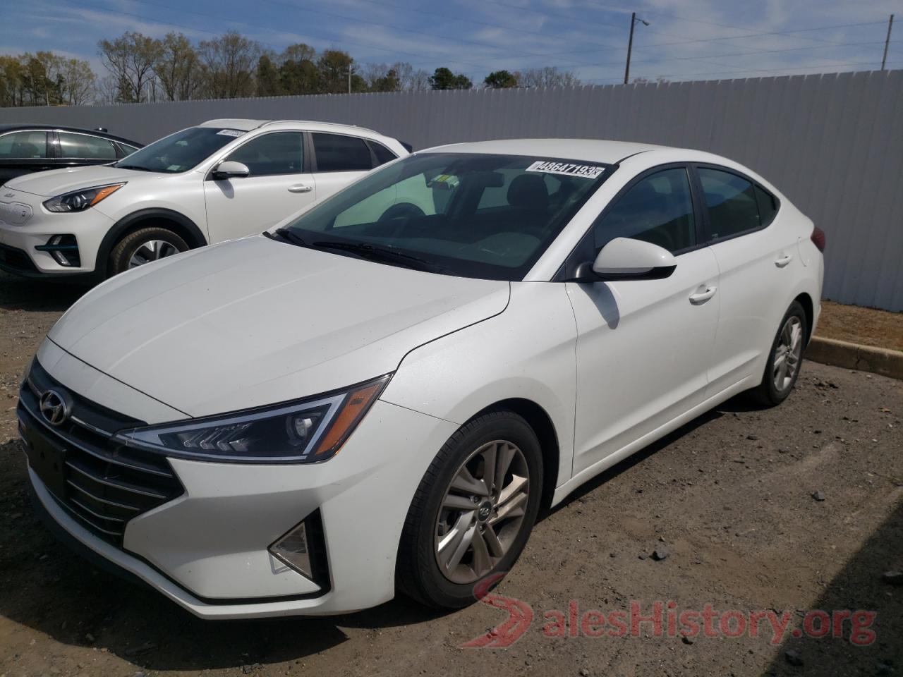 5NPD84LF3KH485418 2019 HYUNDAI ELANTRA