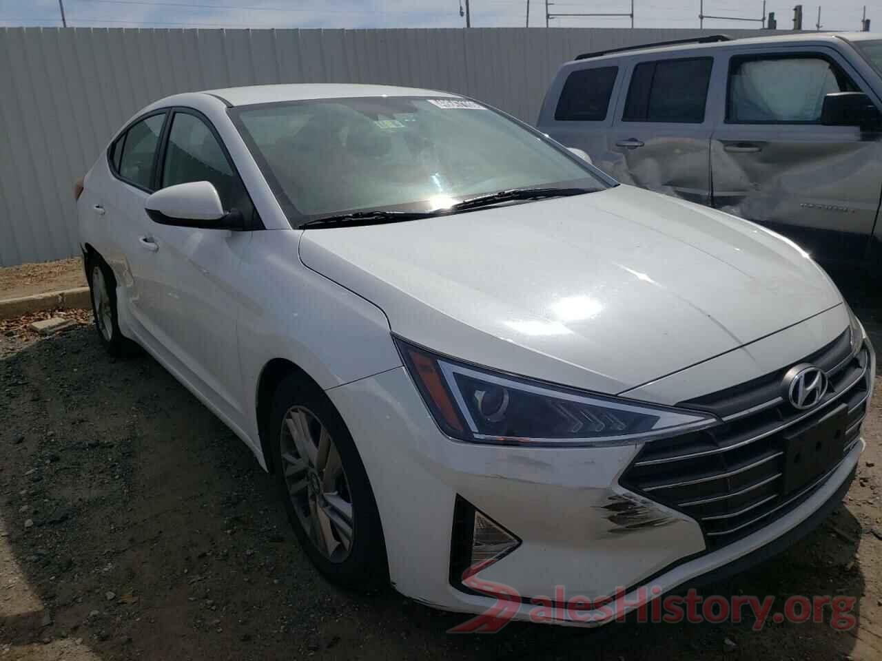 5NPD84LF3KH485418 2019 HYUNDAI ELANTRA