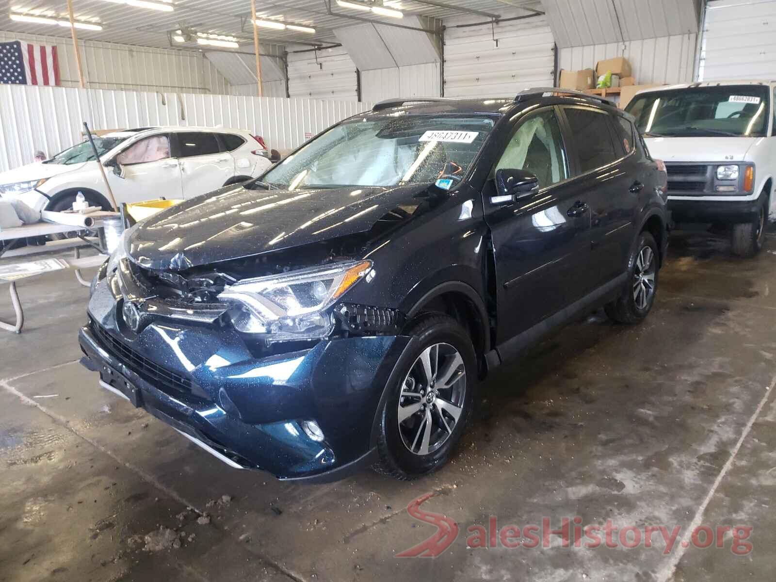 JTMRFREV6JJ734572 2018 TOYOTA RAV4