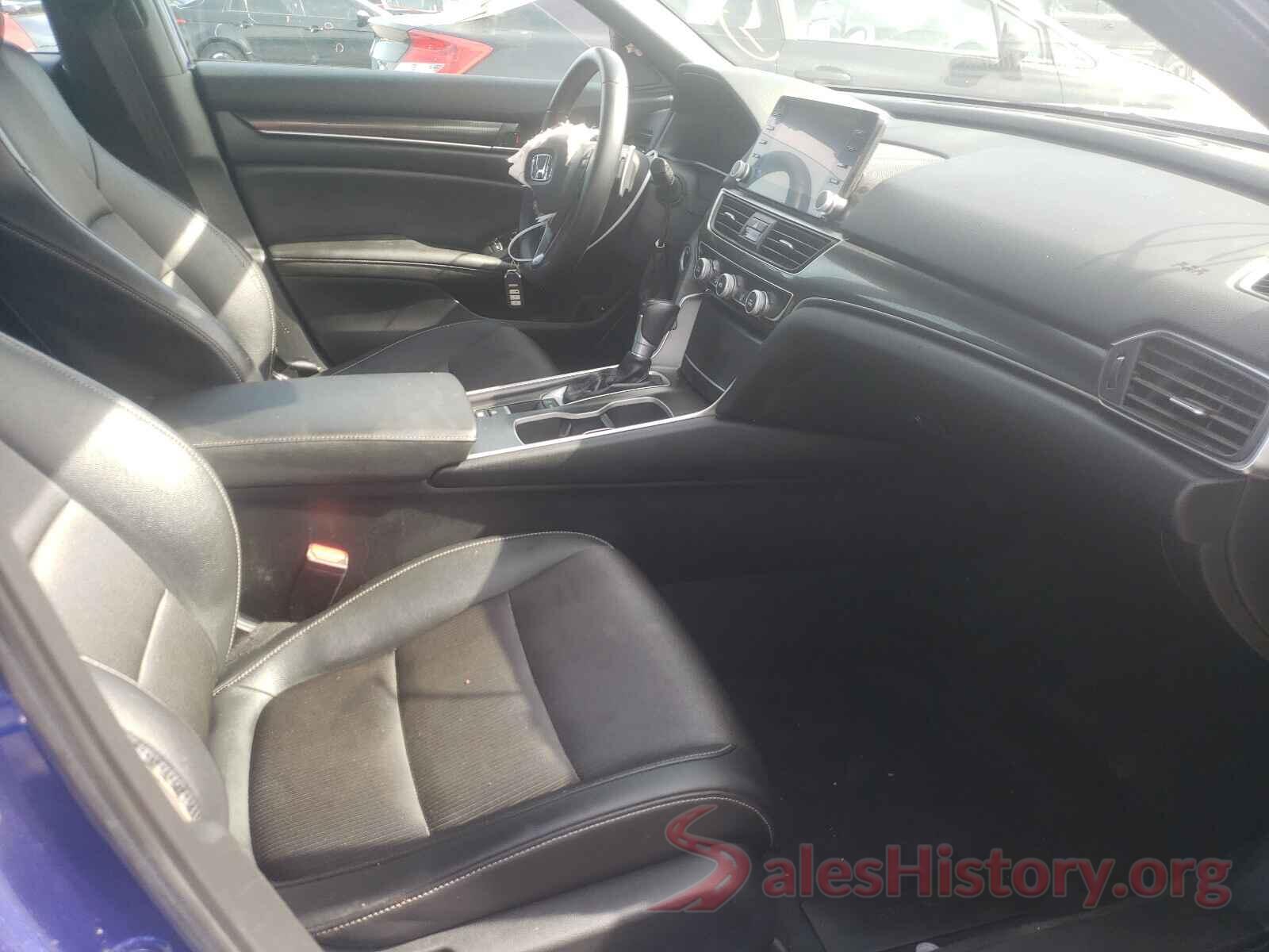 1HGCV1F37KA100617 2019 HONDA ACCORD