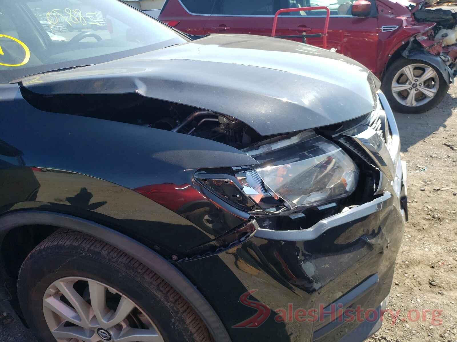 KNMAT2MT6JP589642 2018 NISSAN ROGUE