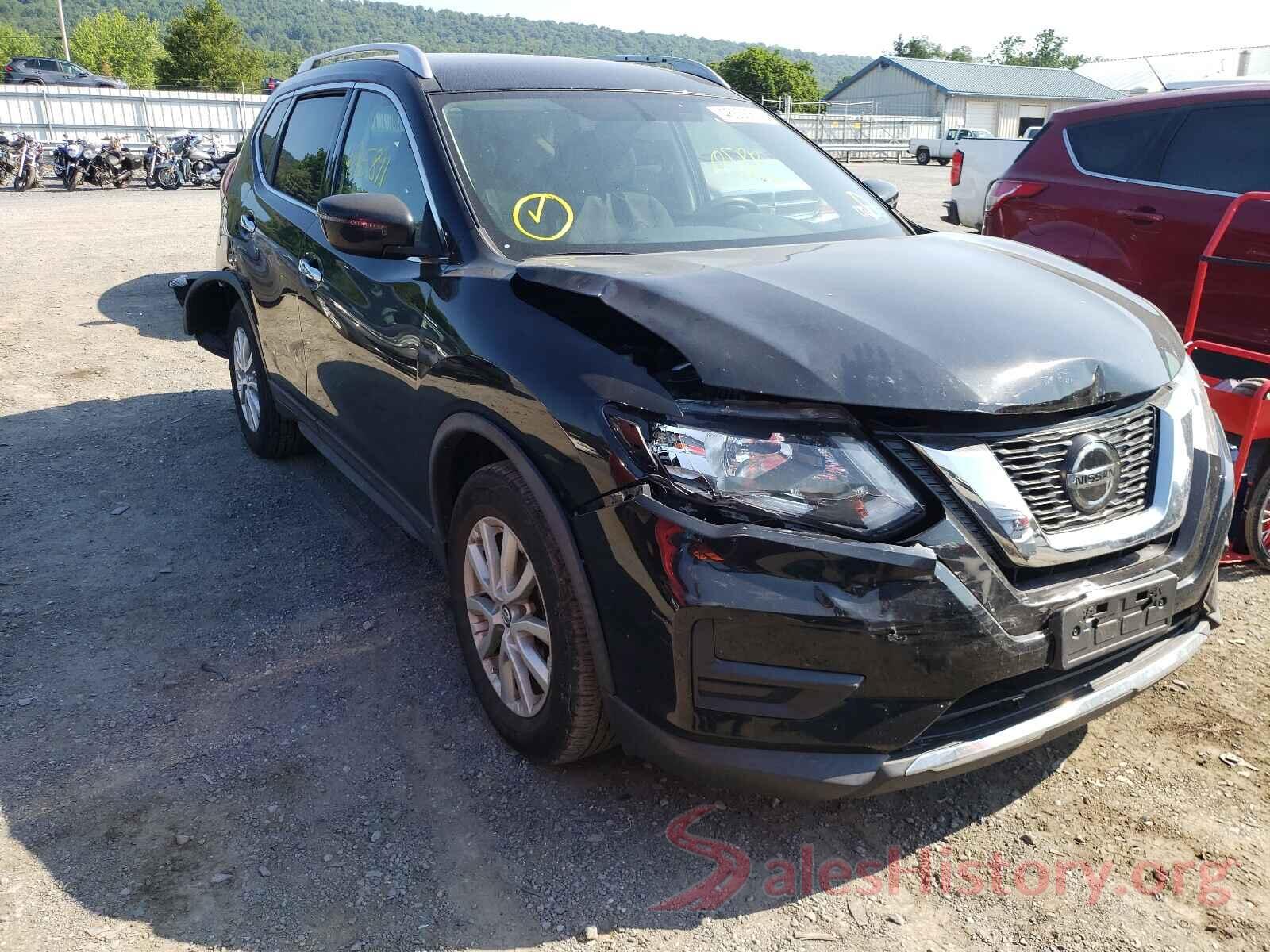 KNMAT2MT6JP589642 2018 NISSAN ROGUE