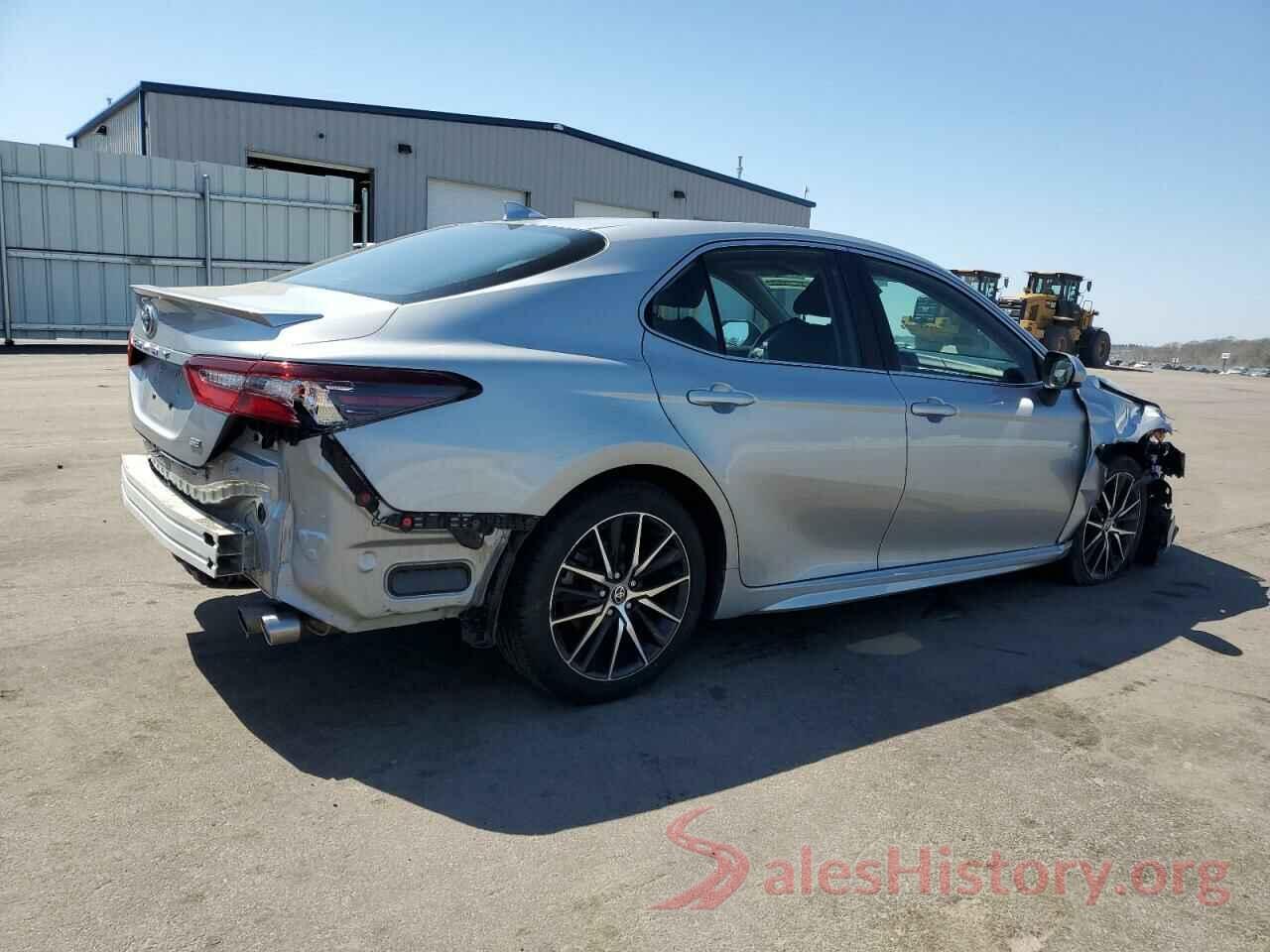 4T1G11AK3MU441617 2021 TOYOTA CAMRY