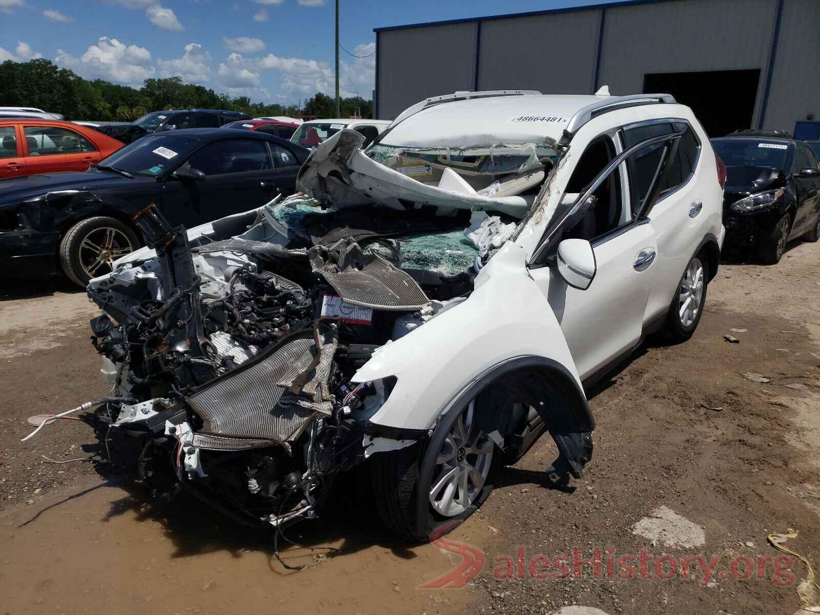 KNMAT2MT5JP581712 2018 NISSAN ROGUE