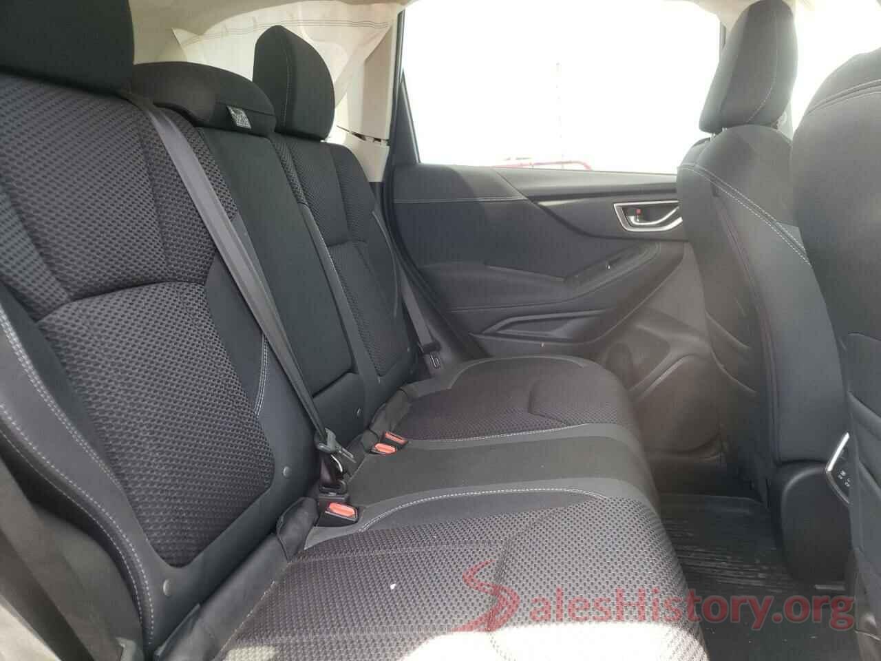 JF2SKAGC2KH517265 2019 SUBARU FORESTER