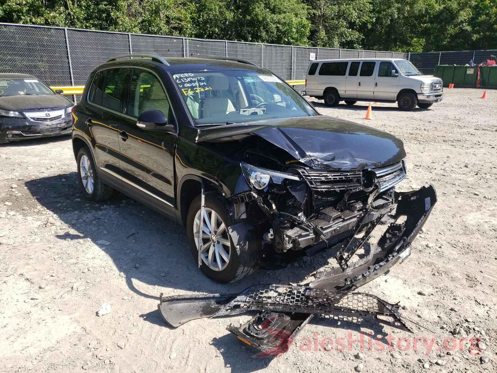 WVGSV7AX2HK005534 2017 VOLKSWAGEN TIGUAN